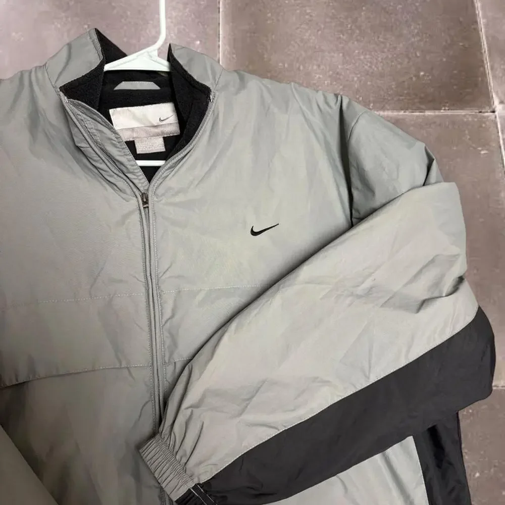 Vintage nike silver tag jacket